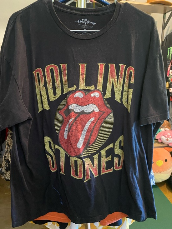 the Rolling Stones Other - The Rolling Stones Black Tee with Red Tongue and Yellow Logo